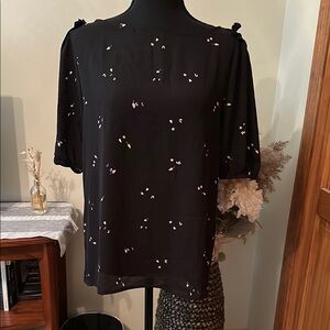 Ann Taylor Black Floral Women's Top